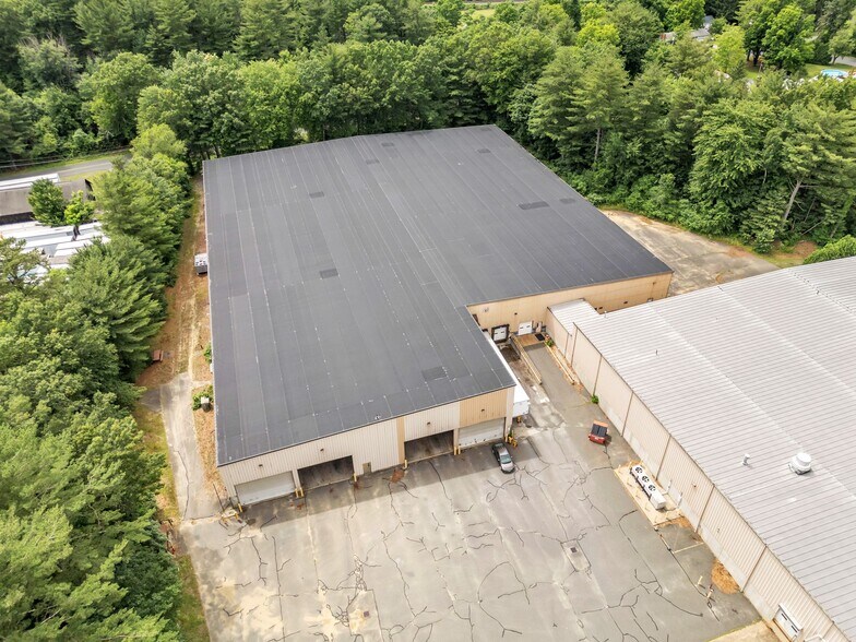 More Photos Of 14 Industrial Dr W, South Deerfield Manufacturing For Lease