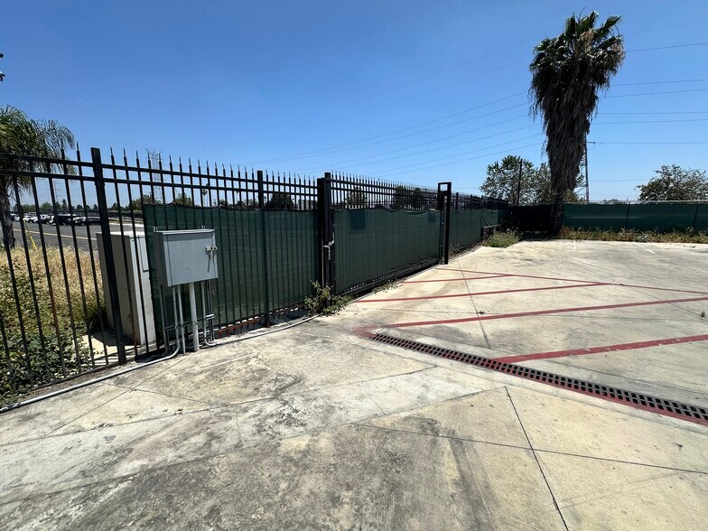 More Photos Of 9701 Bluff Rd, Downey Land For Sale