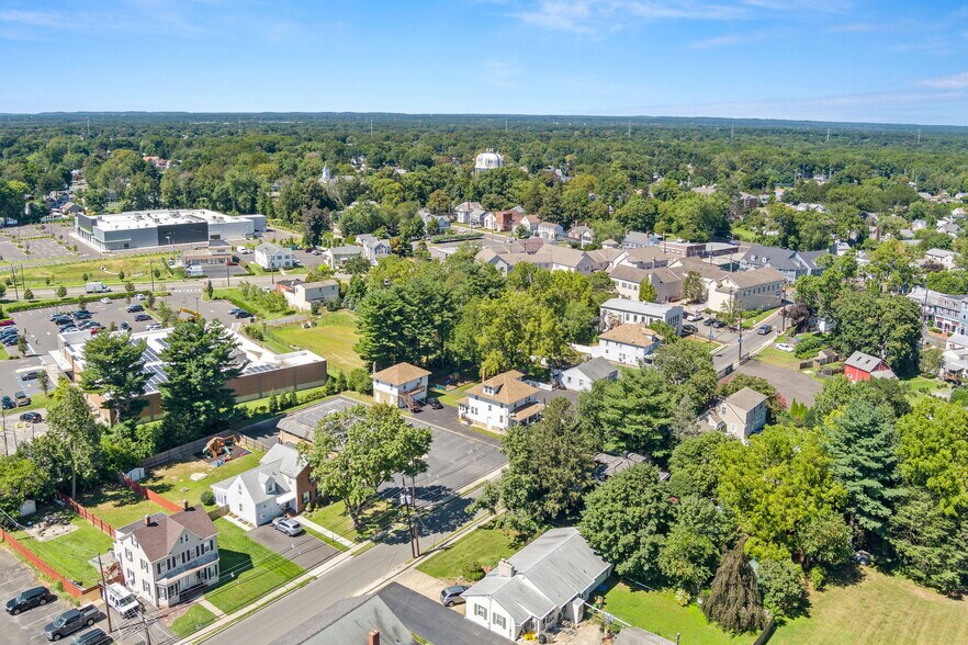 More Photos Of 2561 Yardville Hamilton Squ Rd, Hamilton Square Office For Sale