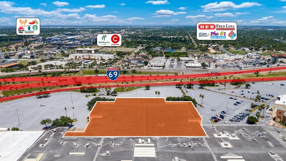 More Photos Of 2000 S Expressway 83, Harlingen Department Store For Lease