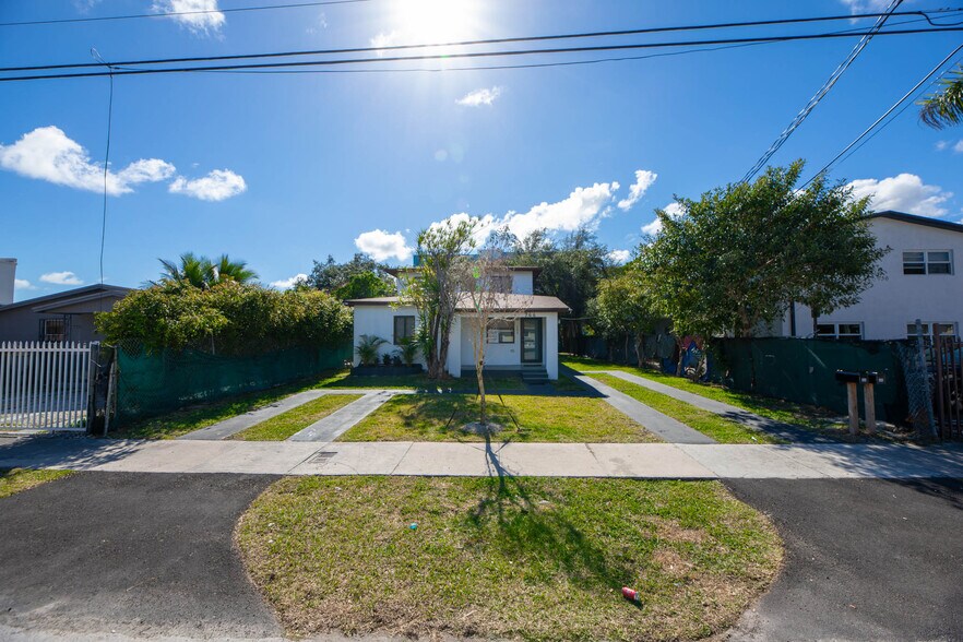 More Photos Of 742 NW 70th St, Miami Apartments For Sale