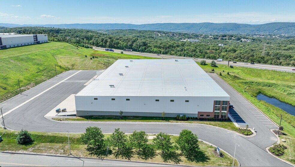 More Photos Of 500 Keystone Ave, Pittston Distribution For Lease