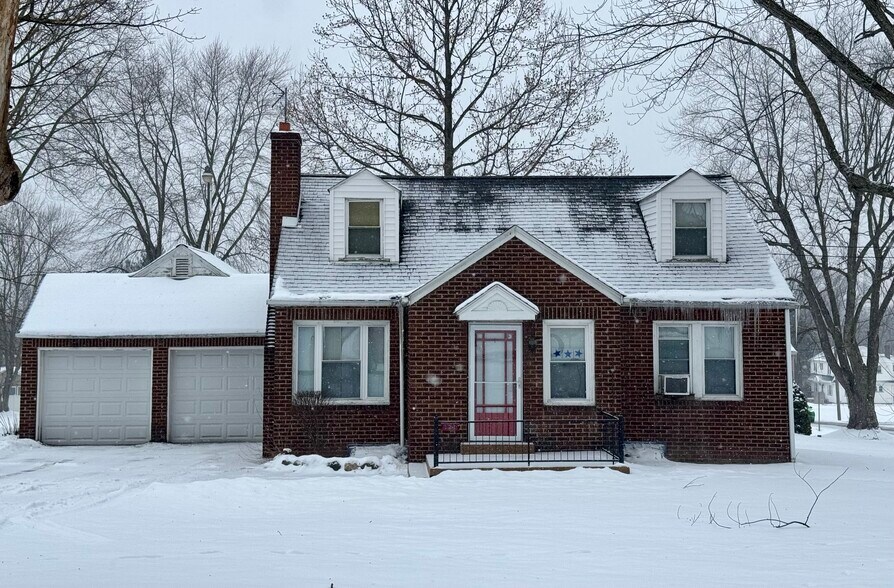More Photos Of 374 Niles Cortland Rd SE, Warren Specialty For Sale