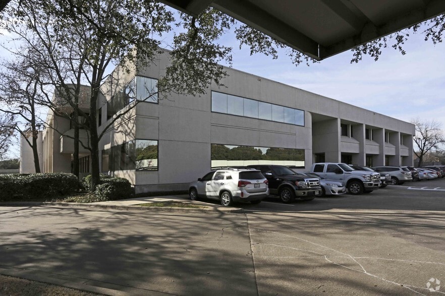 More Photos Of 17480 Dallas Pky, Dallas Office For Lease