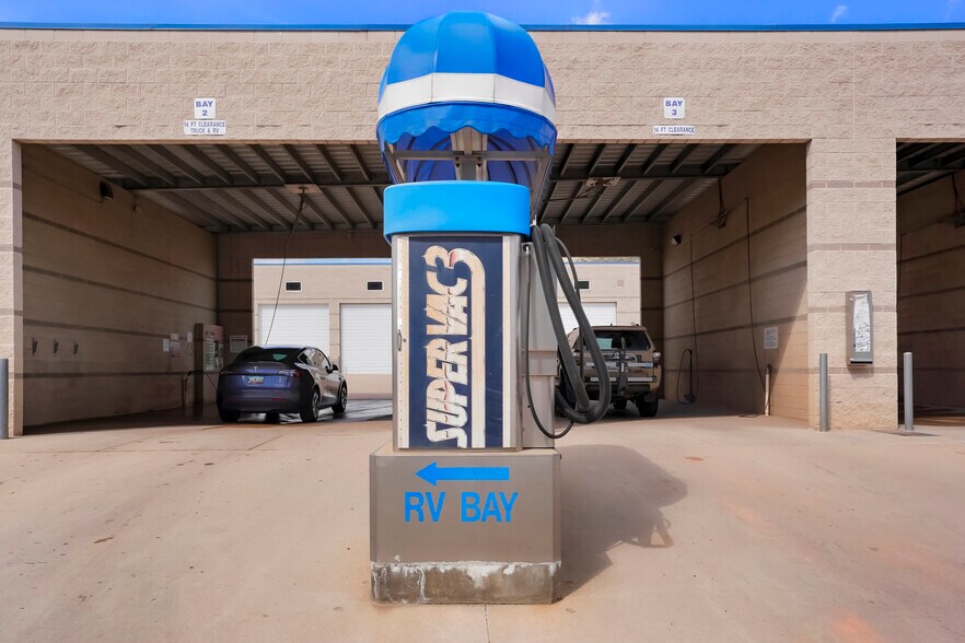 More Photos Of 733 Hogback Dr, Golden Self Storage For Sale