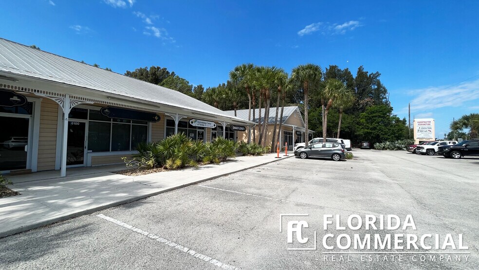 More Photos Of 6096-6102 SW Federal Hwy, Stuart Freestanding For Lease