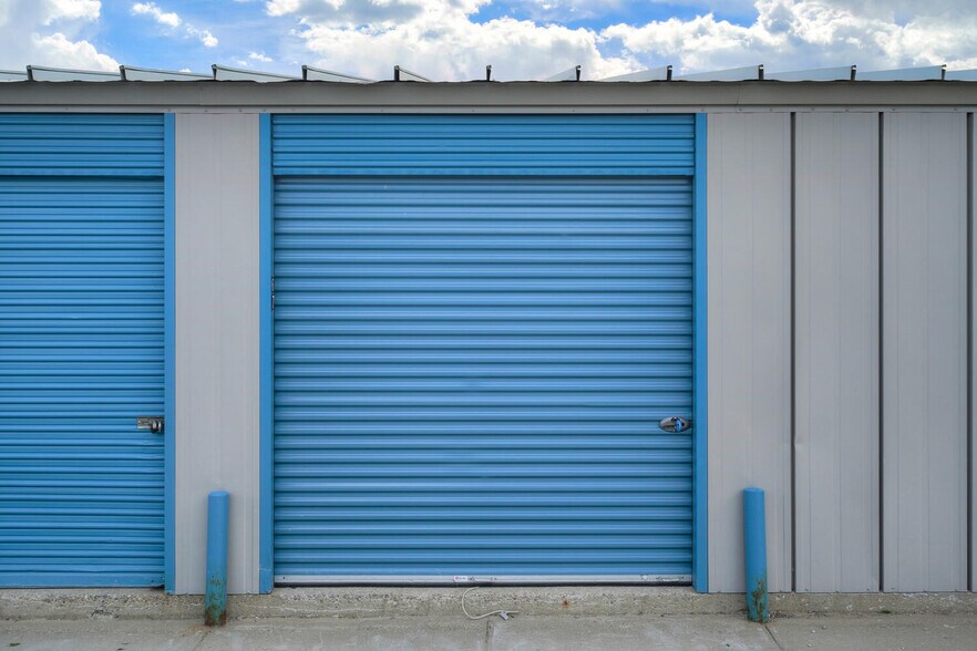 More Photos Of 715 Chestnut St, Leadville Self Storage For Sale