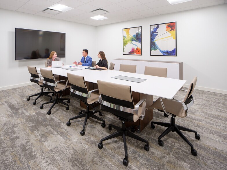 More Photos Of 2115 Rexford Rd, Charlotte Office For Lease