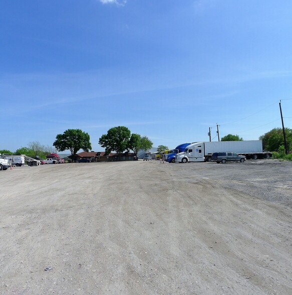 More Photos Of 7765 FM 482, New Braunfels Land For Lease