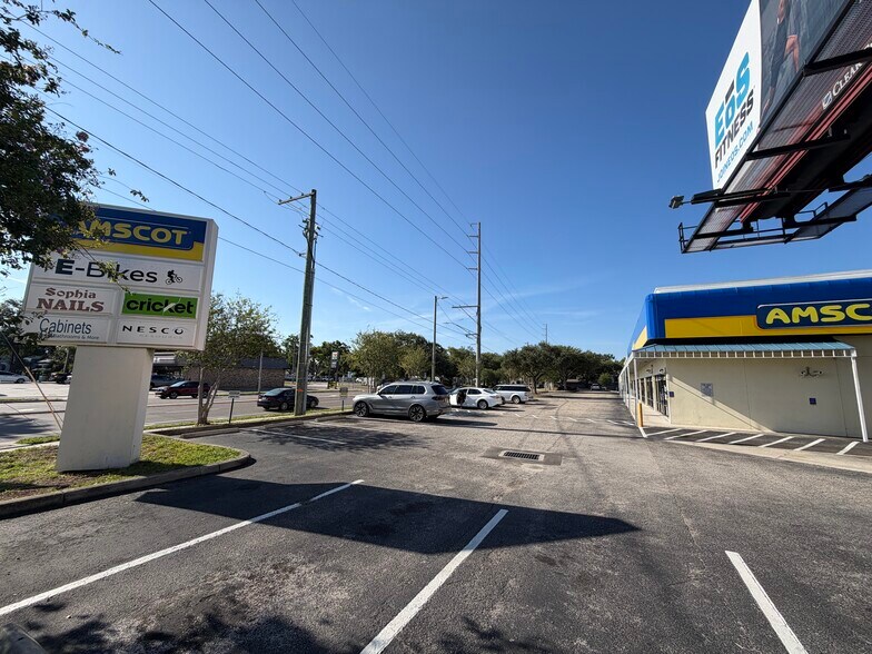 More Photos Of 2910 N Himes Ave, Tampa Unknown For Lease