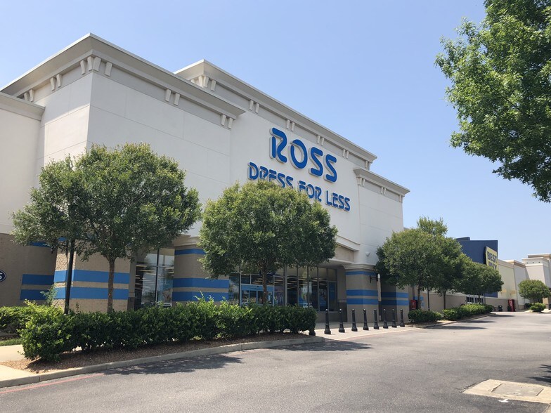 More Photos Of 10200 Eastern Shore Blvd, Spanish Fort Unknown For Lease