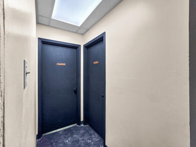 More Photos Of 7387 TX-164 Hwy, Buffalo Warehouse For Lease