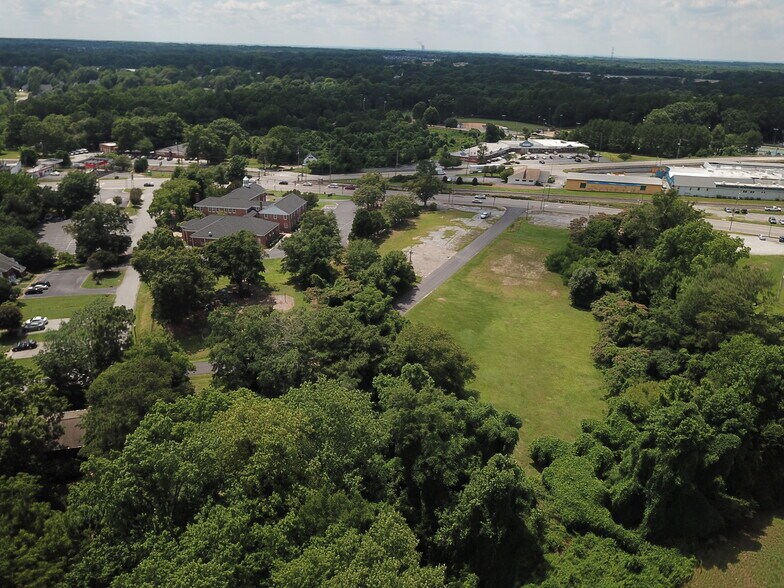 More Photos Of 420 N Main St, Fuquay Varina Land For Sale