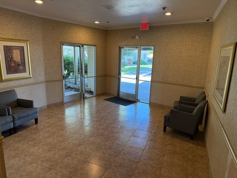 More Photos Of 4219 E Waterloo Rd, Stockton Hotel For Sale