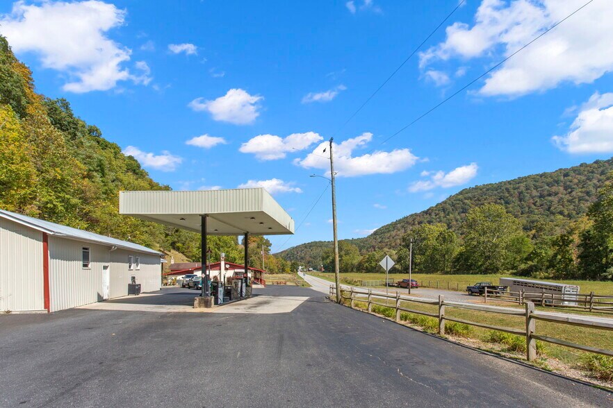 More Photos Of 6547 Potomac River Rd, Monterey Service Station For Sale