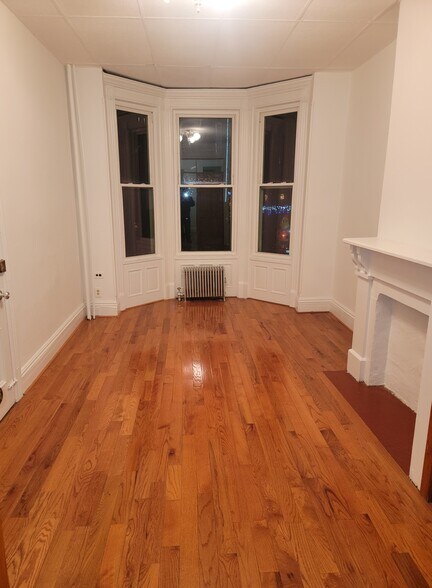 More Photos Of 419 36th St, Brooklyn Multifamily For Sale