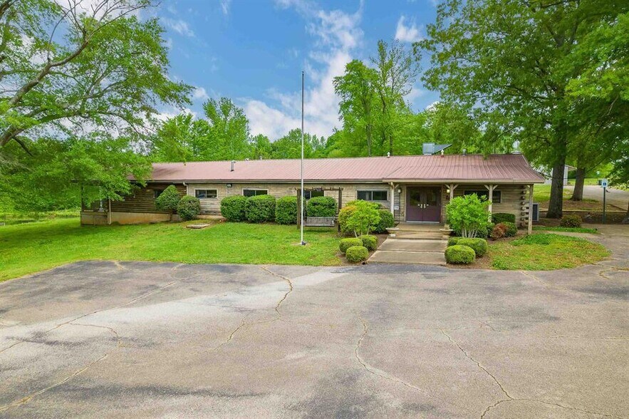 More Photos Of 59 Luray -1, Beech Bluff Religious Facility For Sale