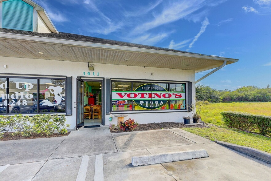 More Photos Of 3901 Orange Ave, Fort Pierce Freestanding For Sale