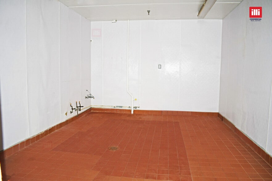 More Photos Of 1545 S Prairie Ave, Pueblo Freestanding For Lease