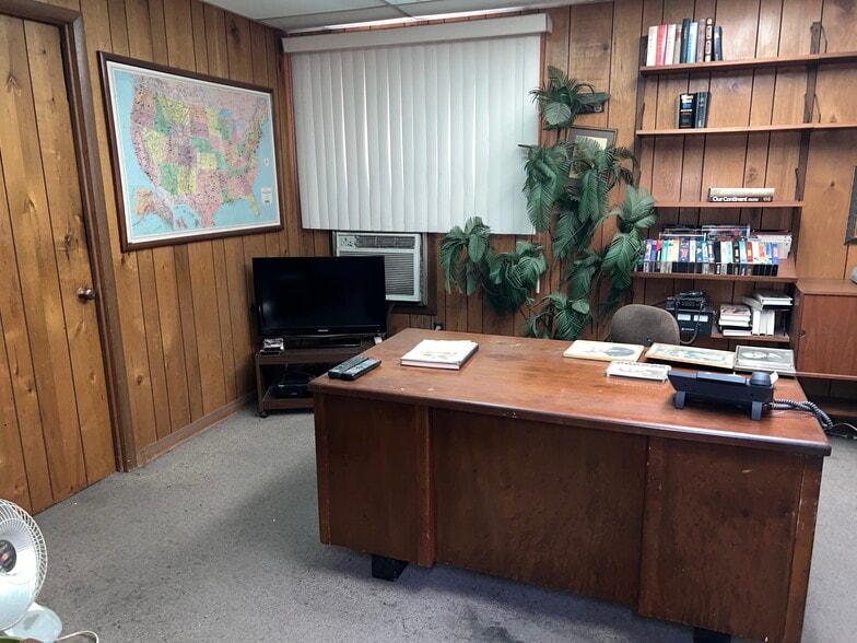 More Photos Of ,  Unknown For Sale