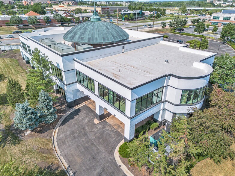 More Photos Of 8101 W 135th St, Overland Park Medical For Lease