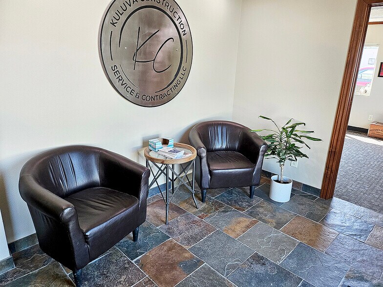 More Photos Of 1060 W Kansas Ave, Mcpherson Freestanding For Sale