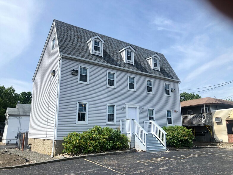 More Photos Of 2611 Route 37 E, Toms River Office For Sale
