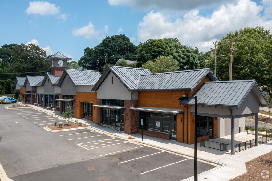 More Photos Of 190 Hendersonville Rd, Asheville Storefront Retail Office For Lease