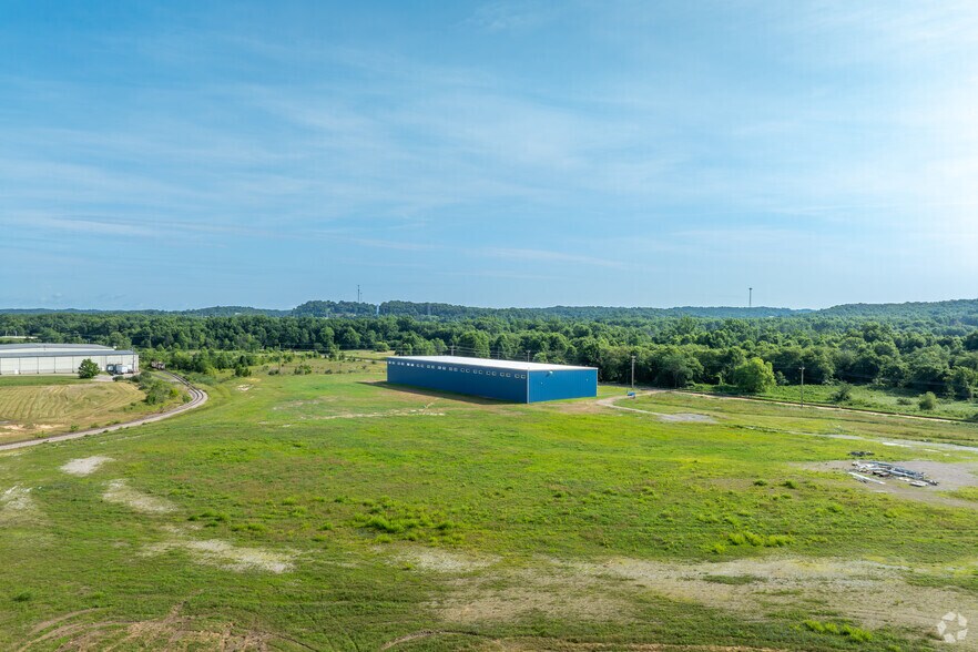 More Photos Of 350 McCarty Ln, Jackson Manufacturing For Lease