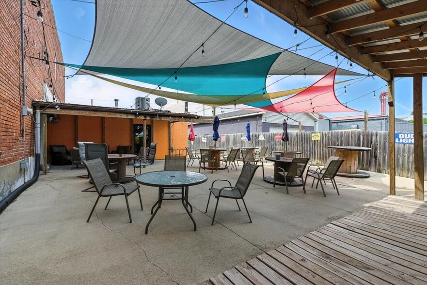 More Photos Of 501-503 Iowa Ave, Essex Storefront Retail Residential For Sale