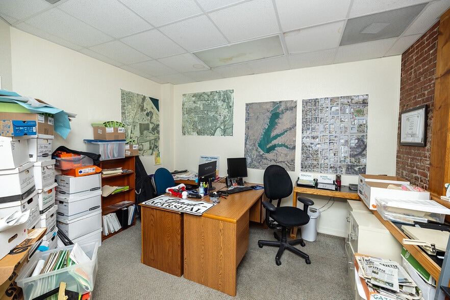 More Photos Of 116 W Pine Ave, El Dorado Office Residential For Sale