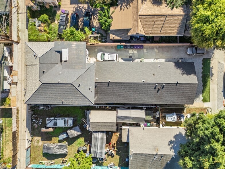 More Photos Of 1036 Cherry Ave, Long Beach Apartments For Sale