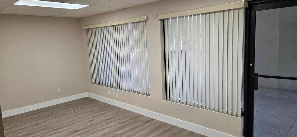 More Photos Of 4061 Bonita Beach Rd, Bonita Springs Medical For Lease