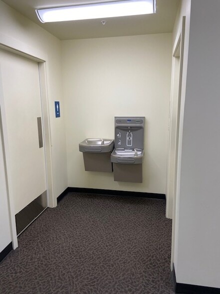 More Photos Of 323 Garfield St S, Parkland Apartments For Lease