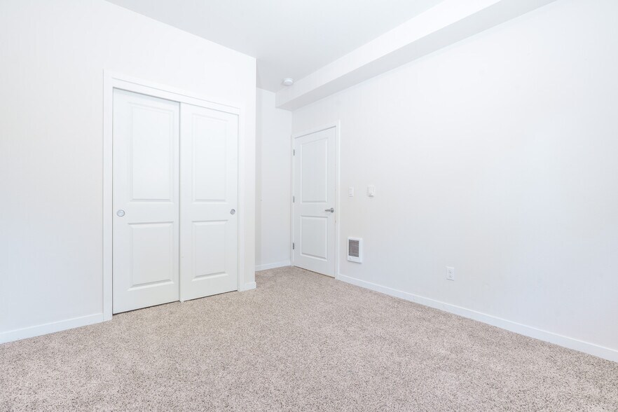 More Photos Of 6930-6940 SE Long St, Portland Apartments For Sale