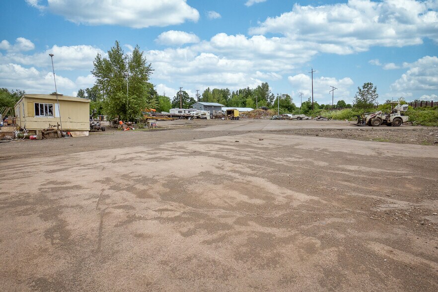 More Photos Of 3650 Mainline Dr, Salem Land For Sale