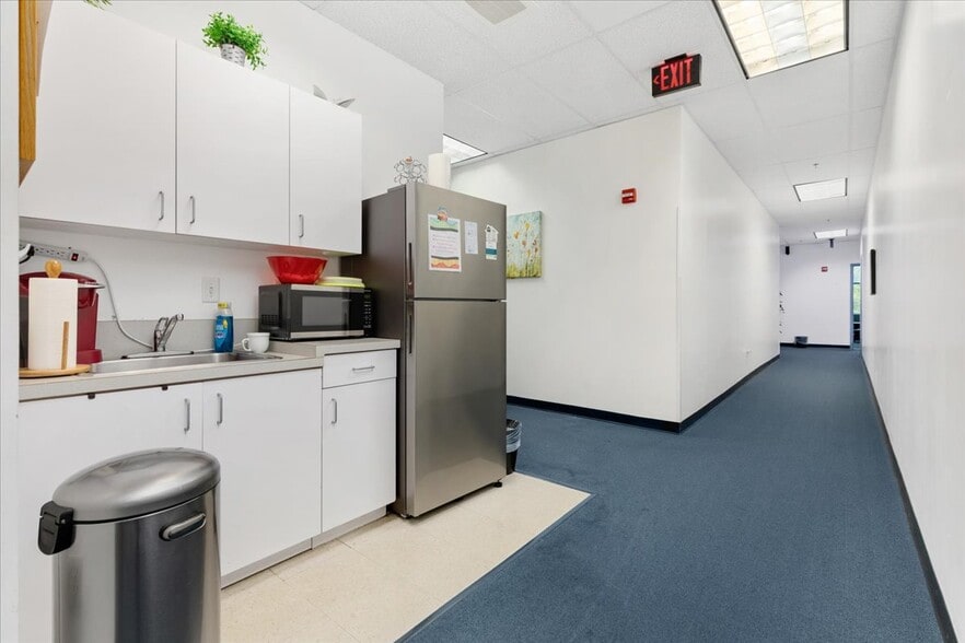 More Photos Of 8140 Ashton Ave, Manassas Medical For Sale