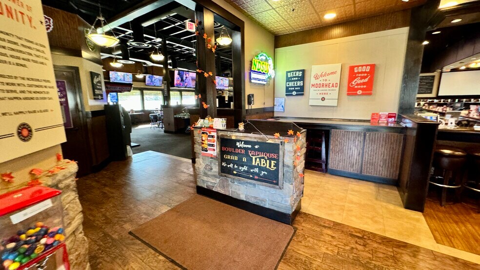More Photos Of 3333 Hwy 10 E, Moorhead Restaurant For Sale