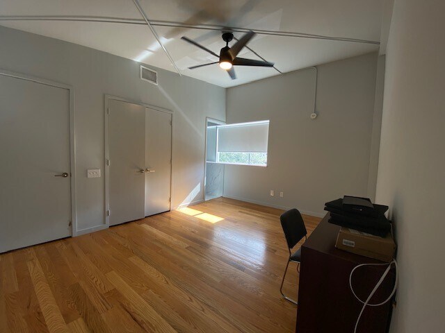 More Photos Of 2507 Calumet St, Houston Coworking Space