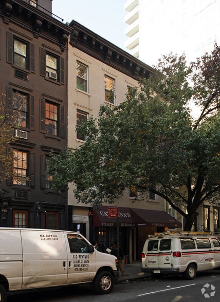 Primary Photo Of 316 E 53rd St, New York Office For Lease