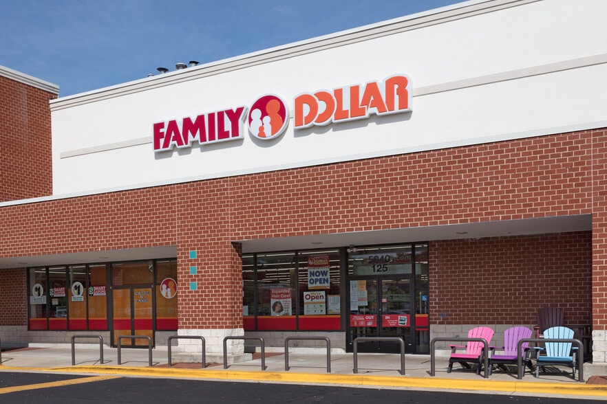 More Photos Of 5010-5098 Brown Station Rd, Upper Marlboro Storefront For Lease