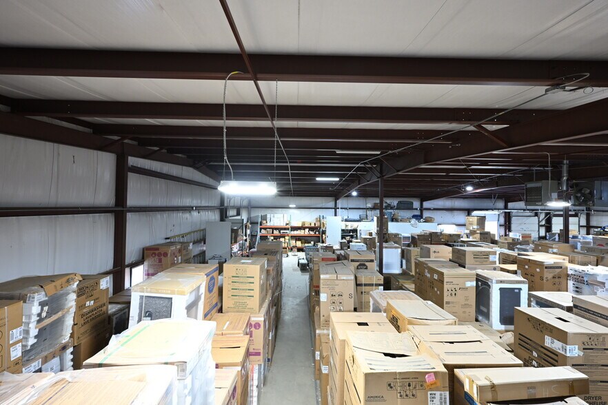 More Photos Of 64 Nod Rd, Clinton Industrial For Sale