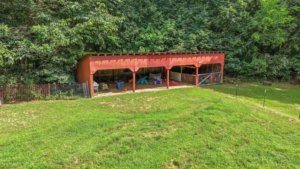 More Photos Of 11749 Snyder Rd, Knoxville Daycare Center For Sale