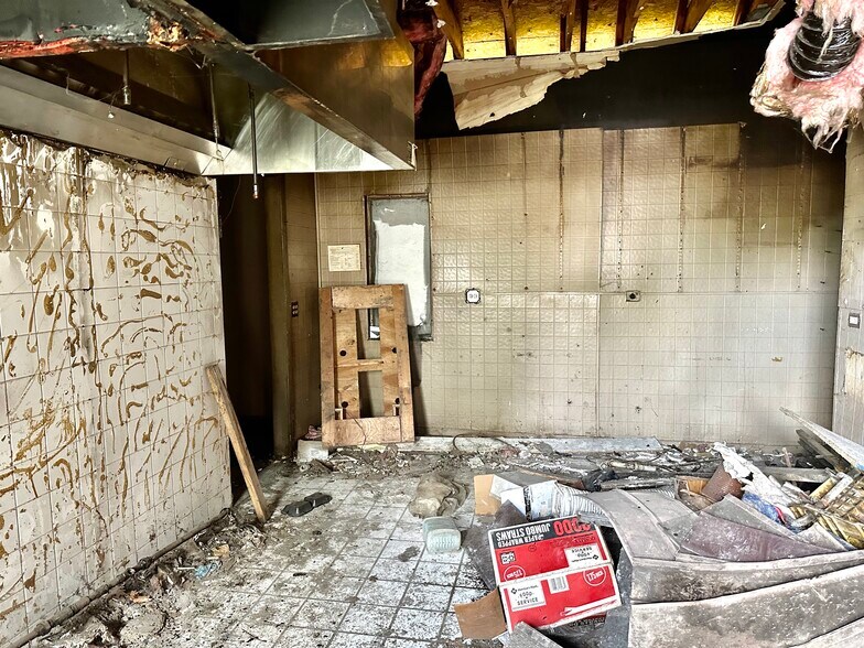 More Photos Of , Hazel Crest General Retail For Sale