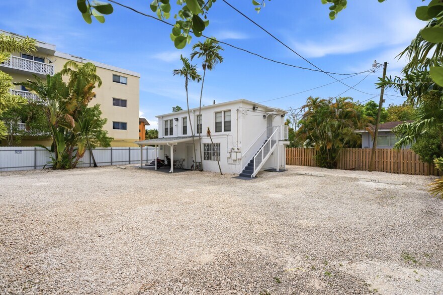 More Photos Of 340 NE 125th St, North Miami Office Residential For Sale