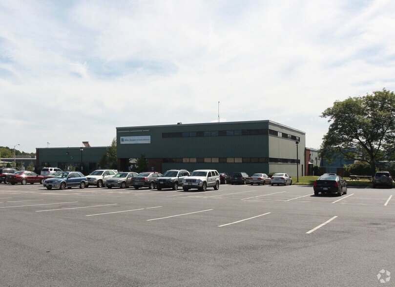 More Photos Of 168 Industrial Dr, Northampton Light Distribution For Lease