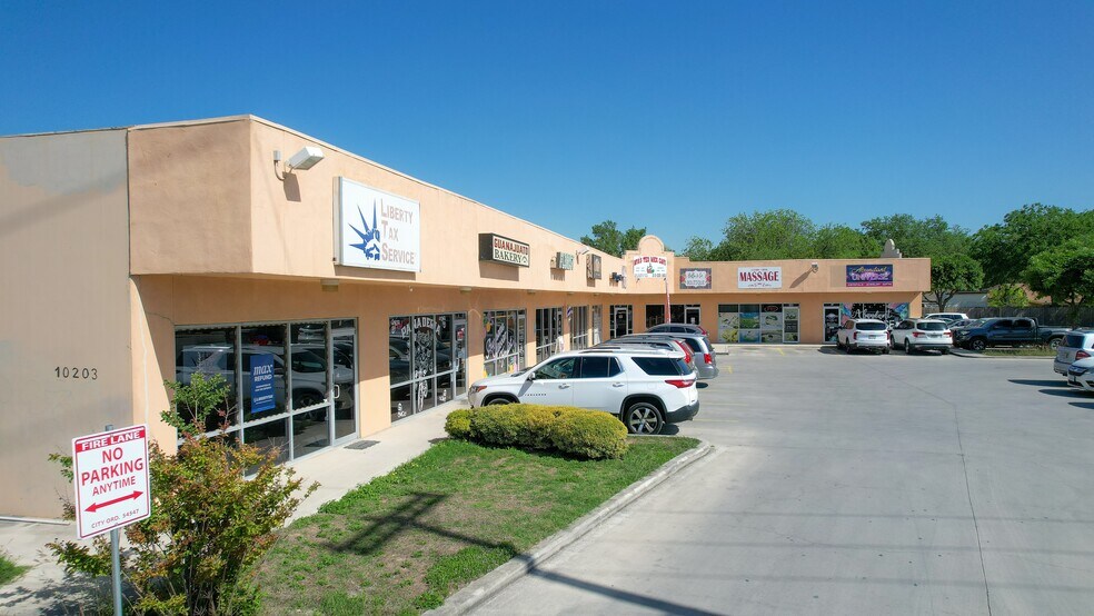 More Photos Of 10203 Culebra Rd, San Antonio Storefront Retail Office For Sale