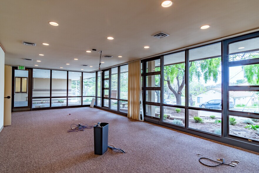 More Photos Of 400 Camino Aguajito, Monterey Office For Sale