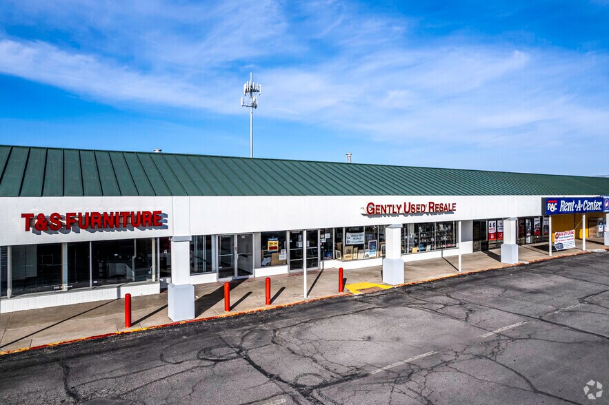 More Photos Of 2401-2565 S Seneca St, Wichita General Retail For Sale