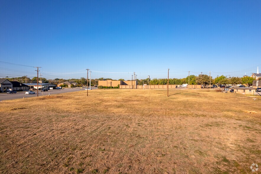 More Photos Of 301-325 Keller Pky, Keller Land For Sale